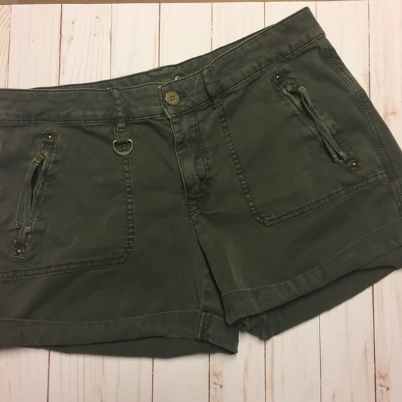 White House Black Market Pants - White House | Black Market Shorts